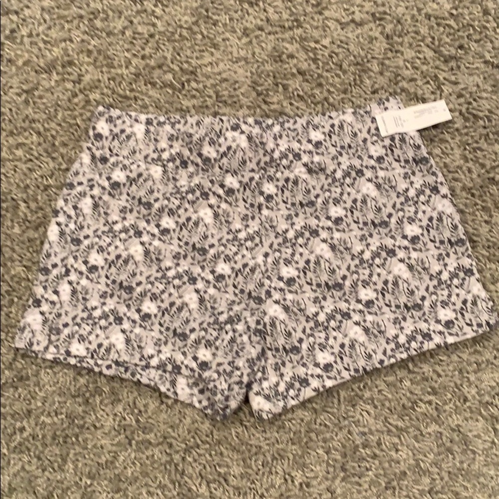 NWT Old Navy Fleece Pull On Shorts Girls Large